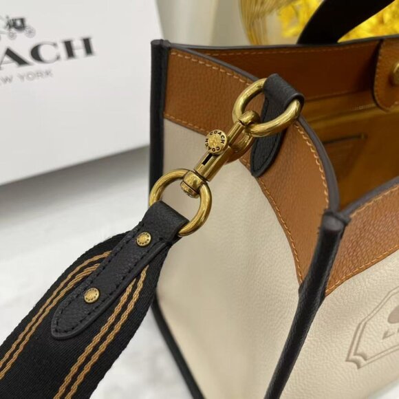 Coach Color blocked Tote Bag - Picture 5 of 9